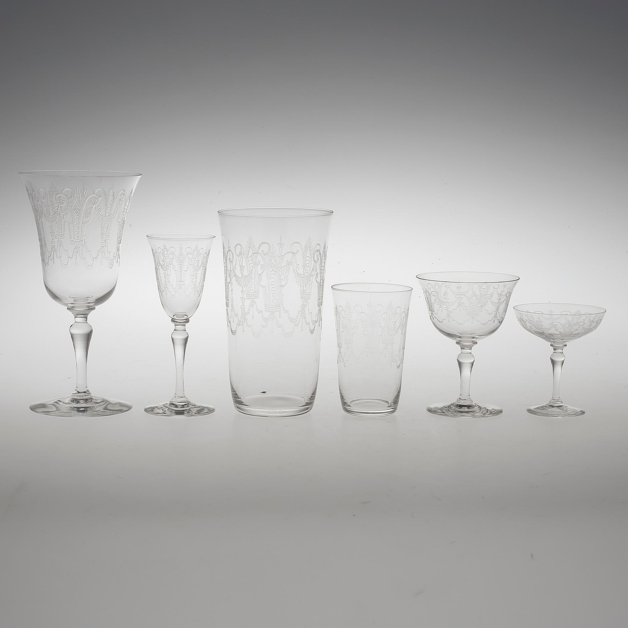 GLASSERVIS, 61 delar, 1930-tal.
