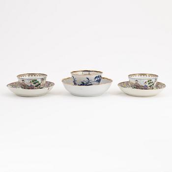 Three Chinese porcelain cups with saucers (2+1), Qing dynasty, Qianlong (1736-95).