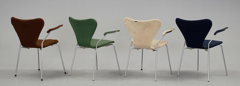 KARMSTOLAR, 4 st, "Sjuan", Arne Jacobsen, Fritz Hansen, 1900-talets andra hälft.