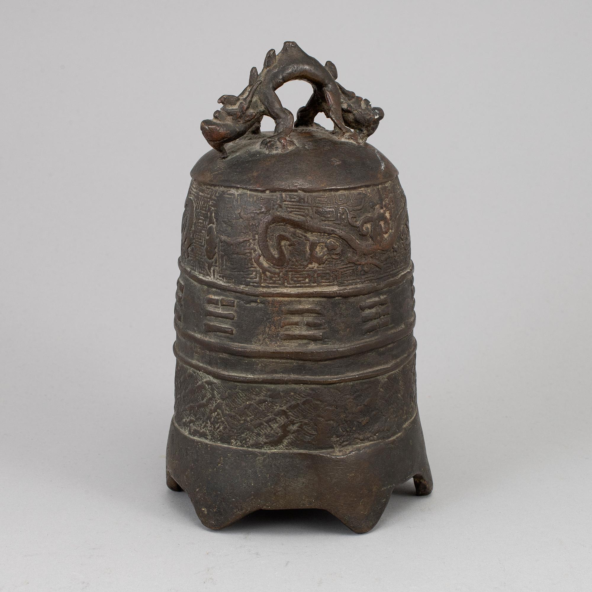 TEMPELKLOCKA, brons. Japan, 1900-tal.