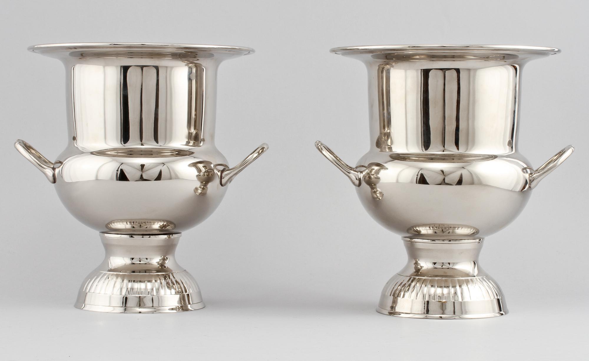 VINKYLARE, 2 st, vitmetall, 1900-talets senare del.