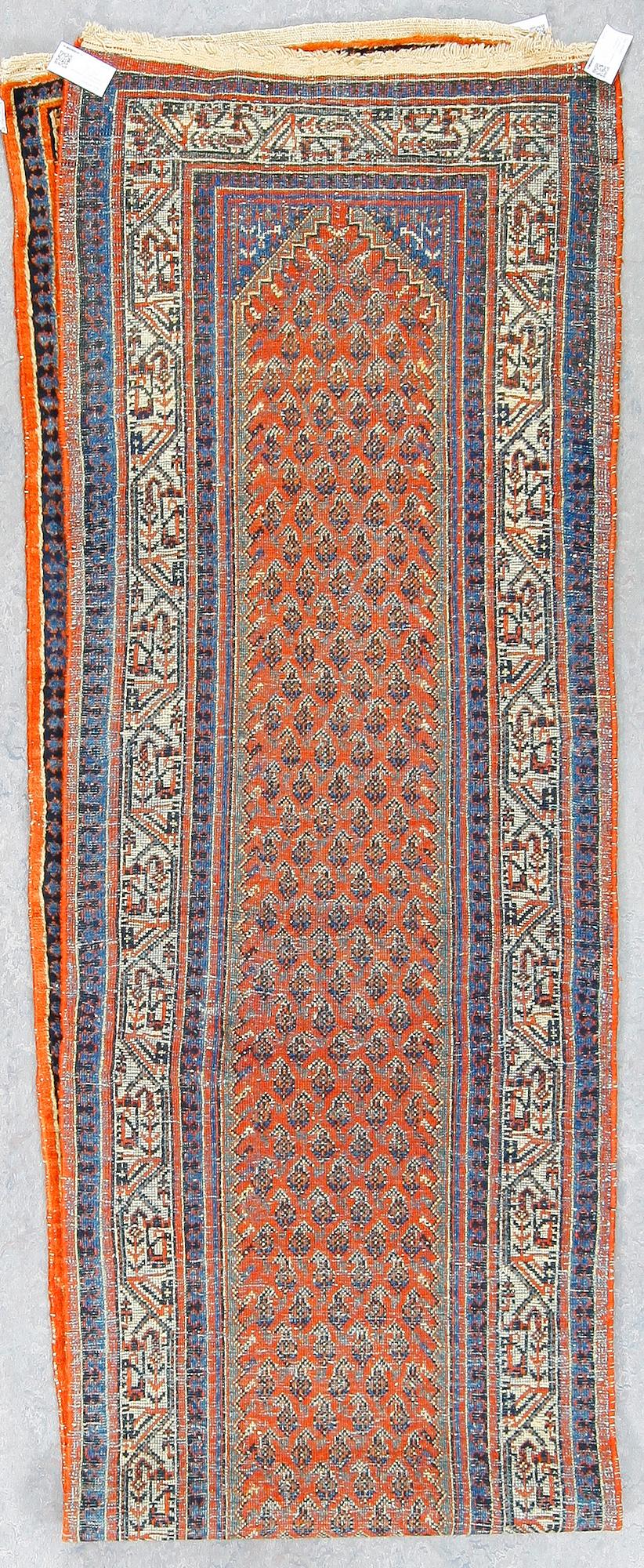 GALLERIMATTA, Serabend, ca 441x82 cm.