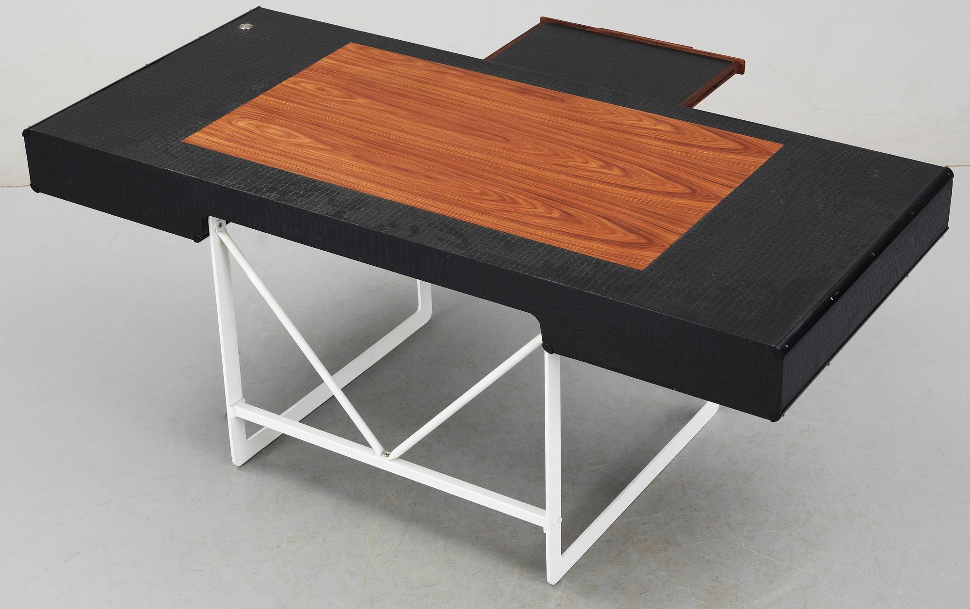 SKRIVBORD, design Peter Lundqvist, 1900-talets slut.