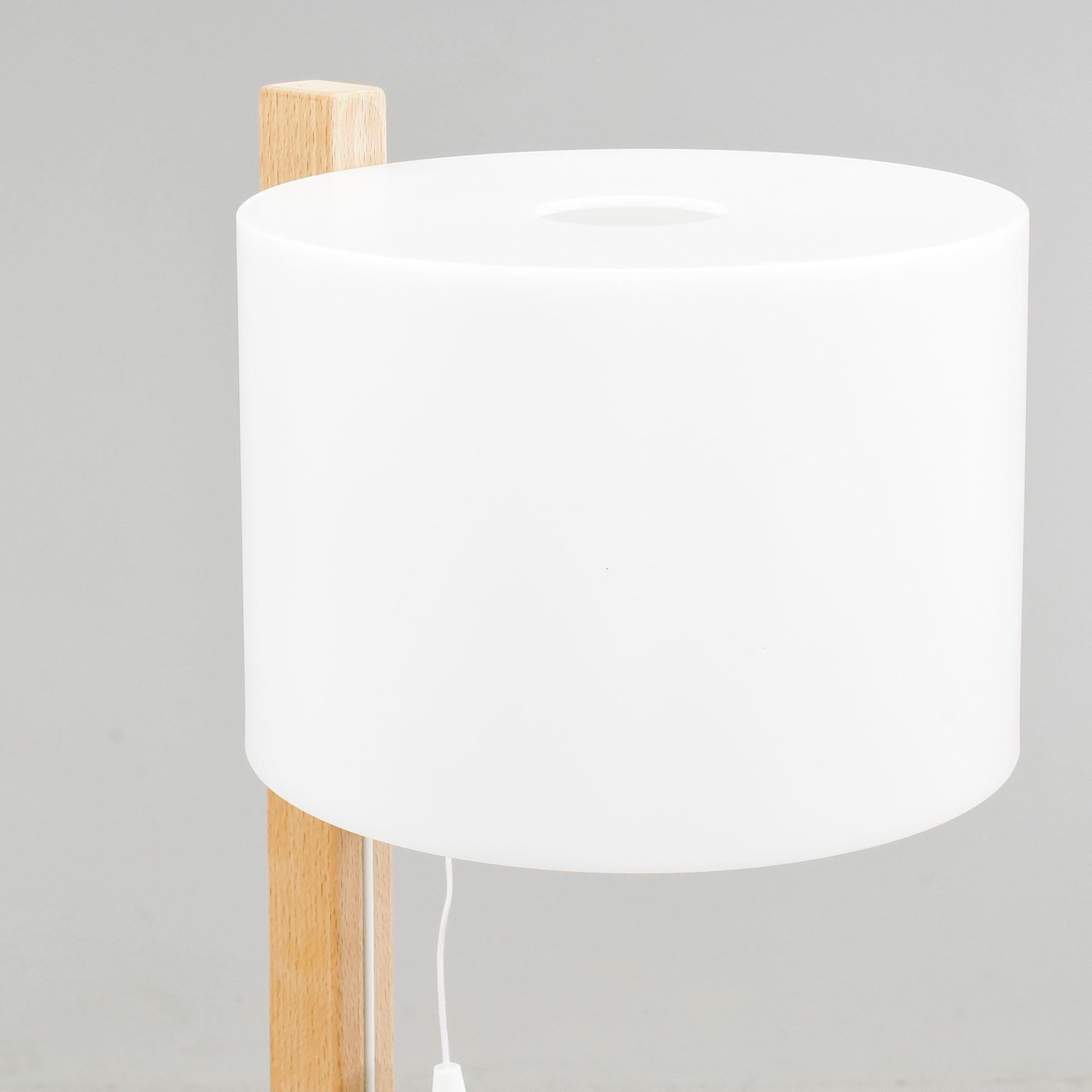 GOLVLAMPA, Uno & Östen Kristiansson, Luxus, Formgiven 1970.