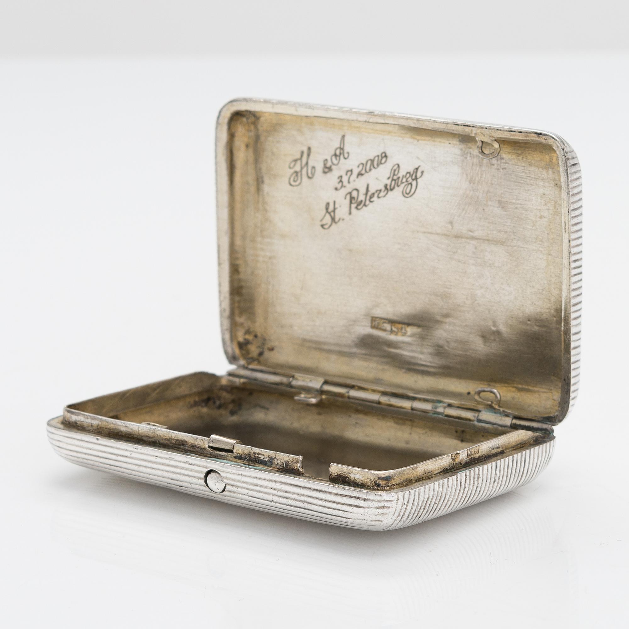 A silver cigarette case, Moscow 1886. Unidentified maker's mark.