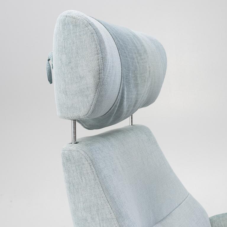 Jahn Aaamod, fåtölj med fotpall, Globe, Conform.