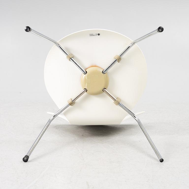 Arne Jacobsen, stolar, 5 st, "Sjuan", Fritz Hansen, Danmark, 1988.