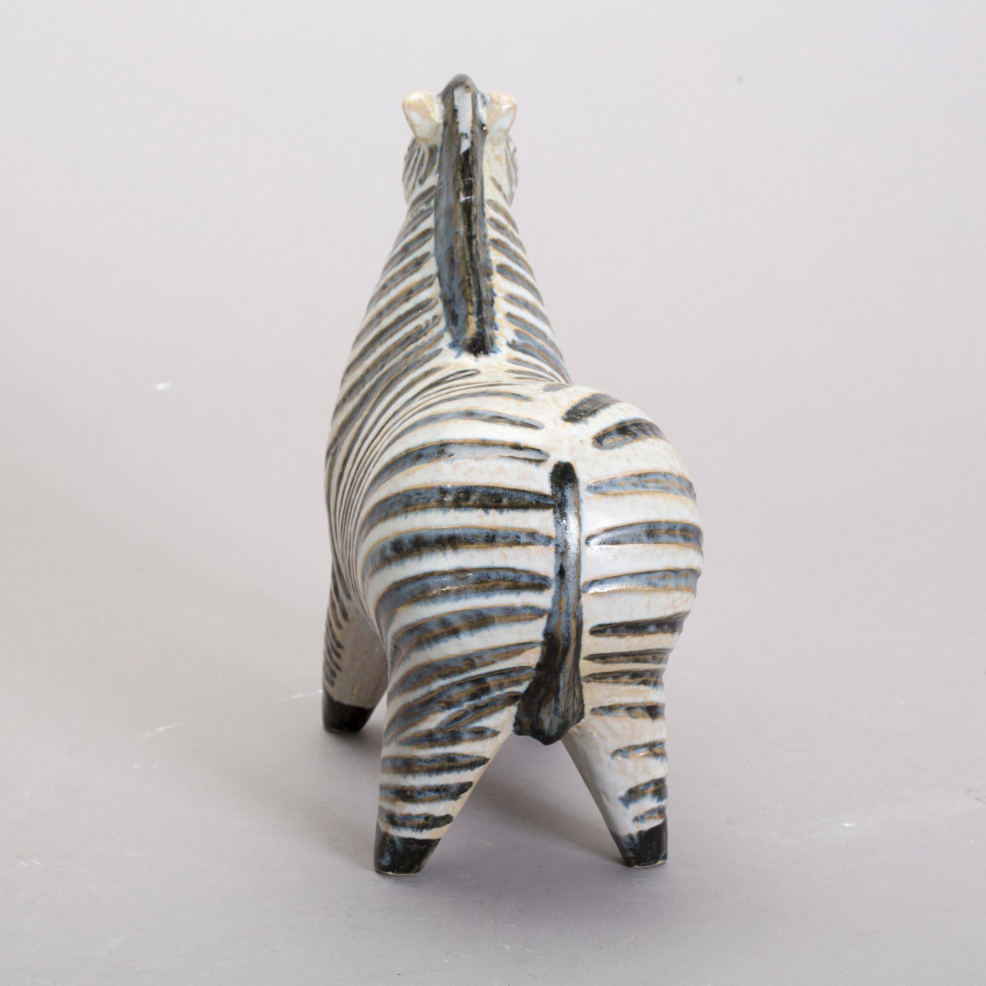 FIGURIN, Lisa Larson, Zebra ur serien "Stora Zoo", stengods, Gustavsberg, 1900-talets mitt/andra hälft.