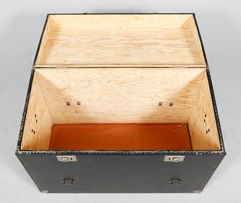 KOFFERT, 1900-talets andra hälft.