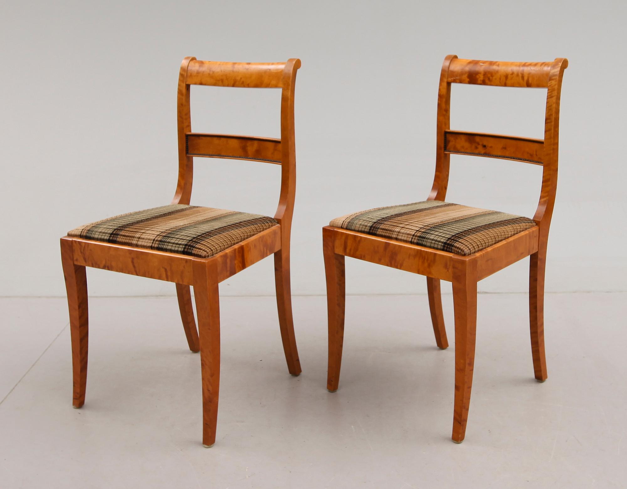 KARMSTOLAR OCH STOLAR, 4 del, Karl Johansstil, 1800-/1900-tal.