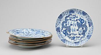 TALLRIKAR, 7 st, porslin, Kina, Qing dynastin, främst Qianlong (1735-96).