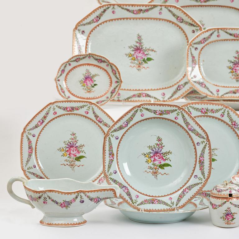 An extensive famille rose dinner service, Qing dynasty, Qianlong (1736-95). (106 pieces).