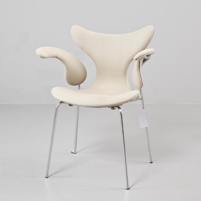 KARMSTOL, "Måsen", Arne Jacobsen, Fritz Hansen, 1900-talets fjärde kvartal.