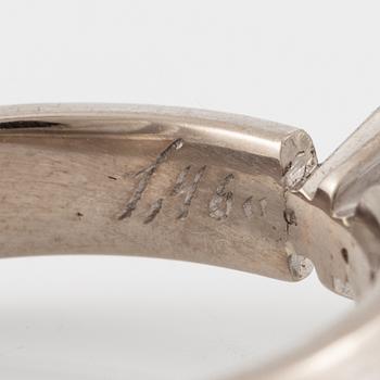 A ring by Sebastian Schildt 18K white gold set with a brilliant-cut diamond ca 1.50 ct.