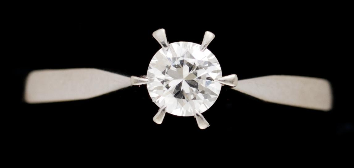 RING, briljantslipad diamant, tot. 0.37 ct.