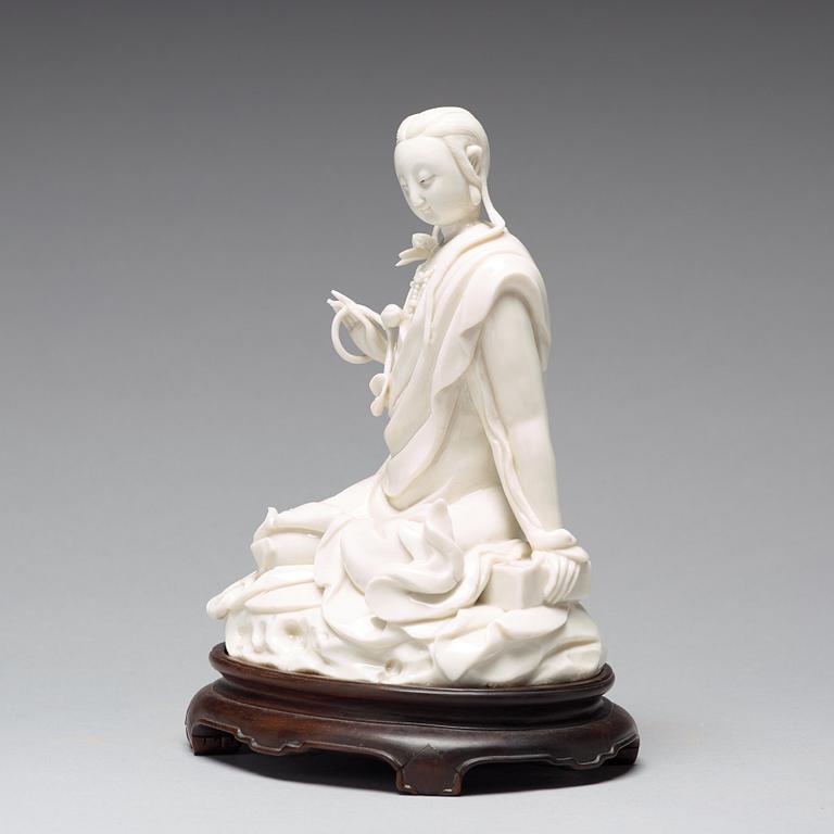 A blanc de chine figure of Guanyin, Qing dynasty.