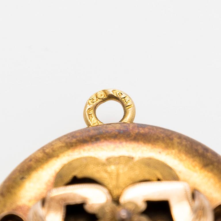 Medallion, 14K (56) gold, Russia.
