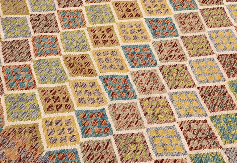 Rug, Kelim, 294 x 203 cm.