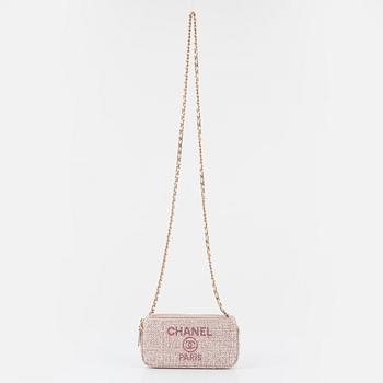 Chanel, väska, "Deauville Double Zip Clutch".