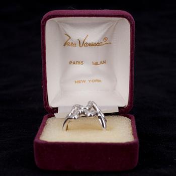 DIAMANTRING, 18K vitguld, diamanter, USA 2001.