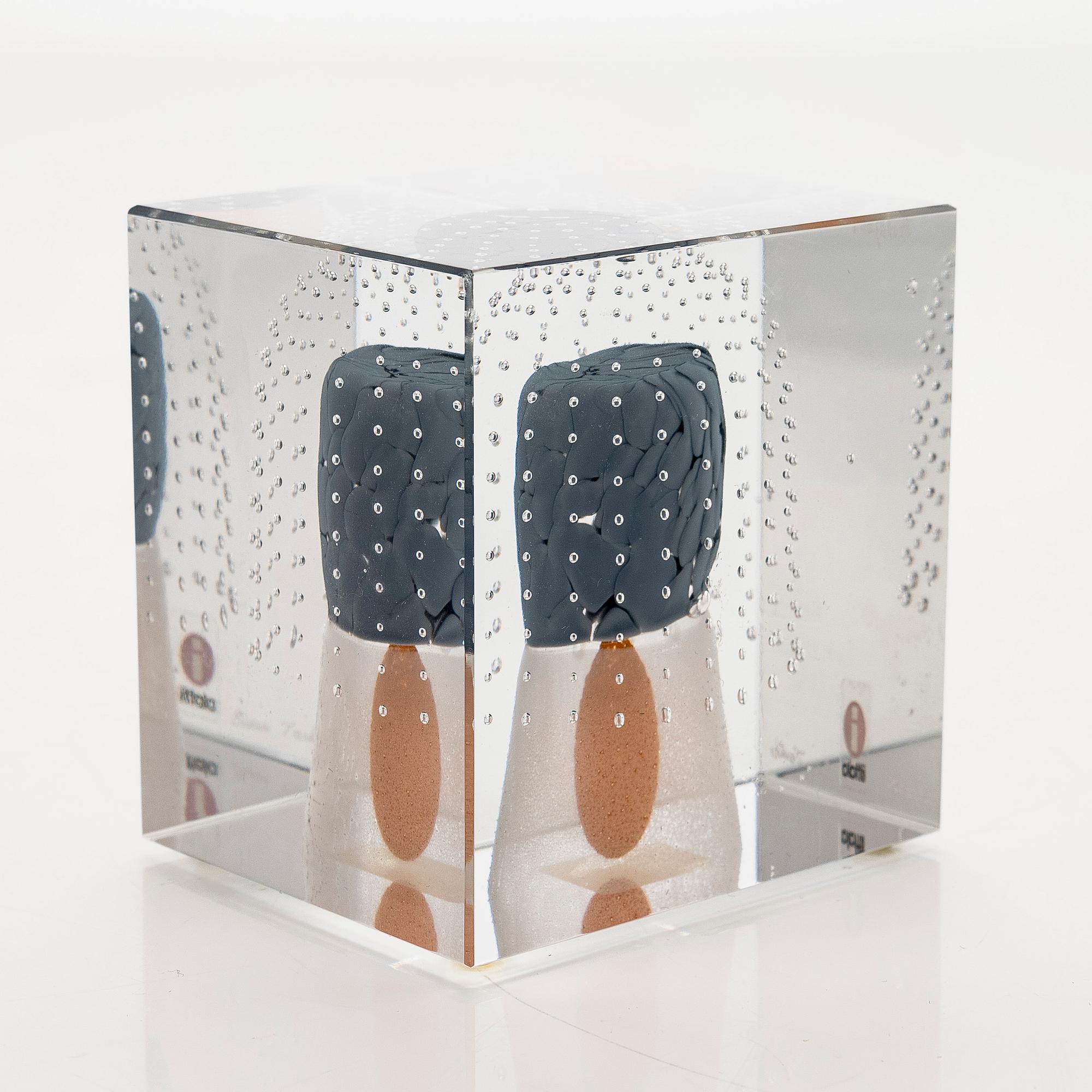 Oiva Toikka, vuosikuutio, signeerattu Oiva Toikka, 123/2000. Nuutajärvi 2013.