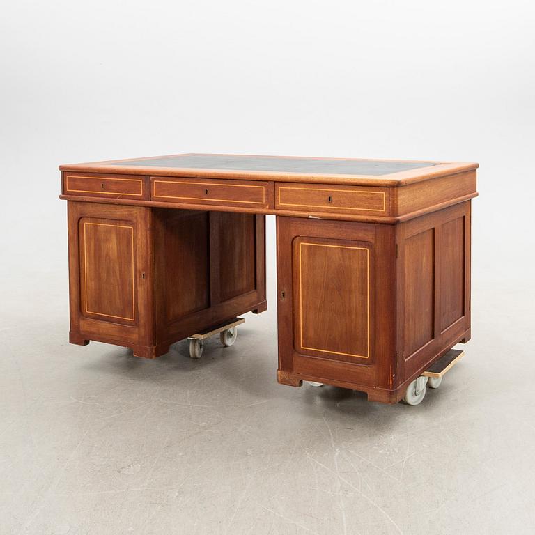 Desk, so-called Partners desk, double-sided, early 20th century.