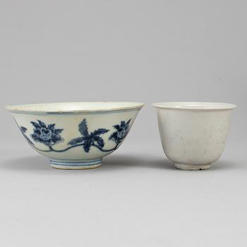 Two blue and white bowls, Ming dynasty (1368-1644).