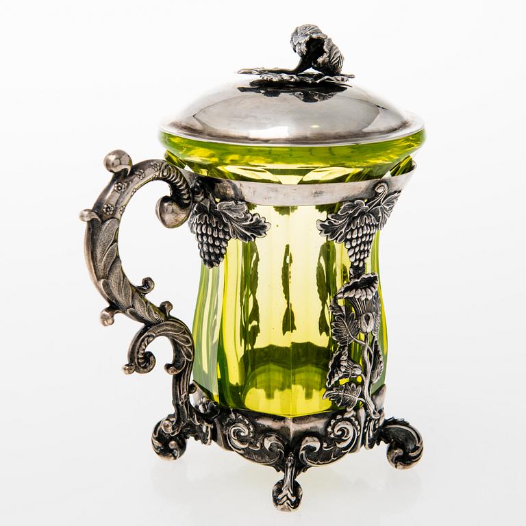 JOHANN DIEDRICH LINDKVIST, Lasi kannellisessa hopeapidikkeessä, Pietari 1841.