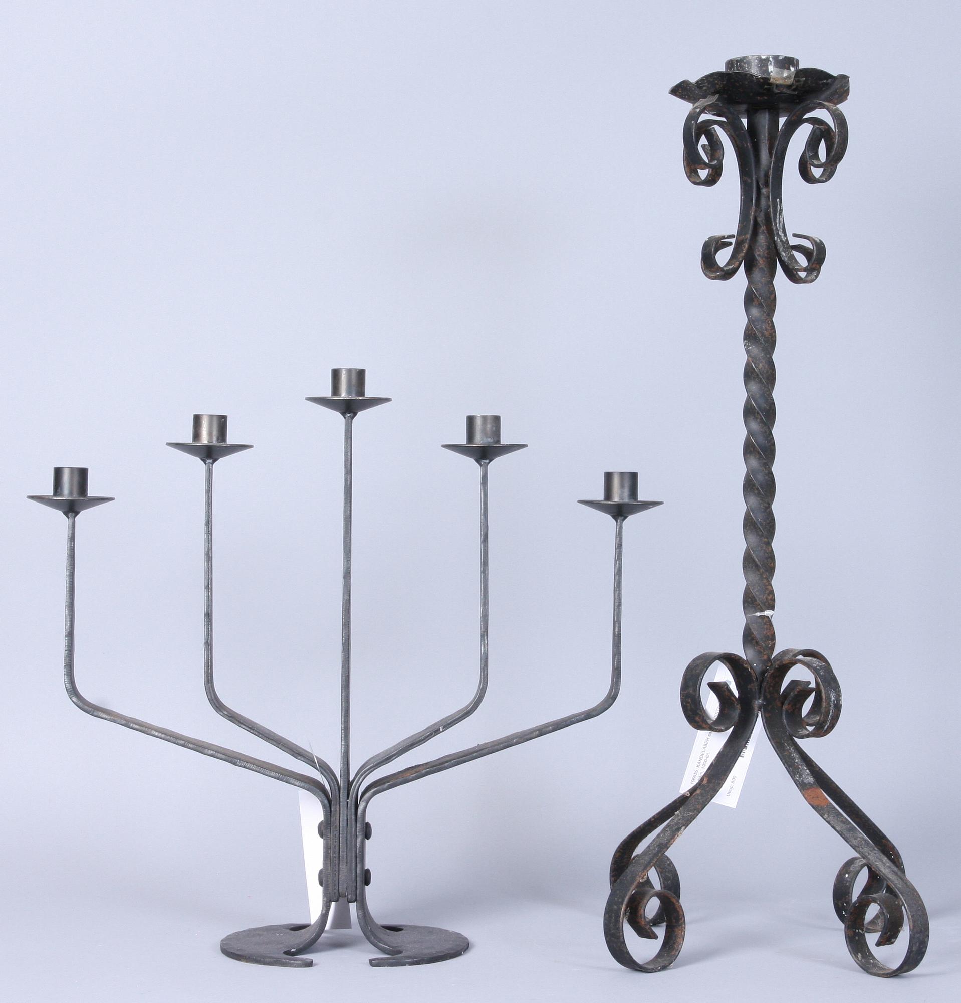 KANDELABER samt LJUSSTAKE, gjutjärn, 1900-tal.