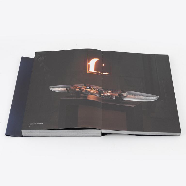 Bertil Vallien, "Book of glass" samt skulptur, Kosta Boda.