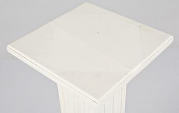 PIEDESTAL, 1900-tal.