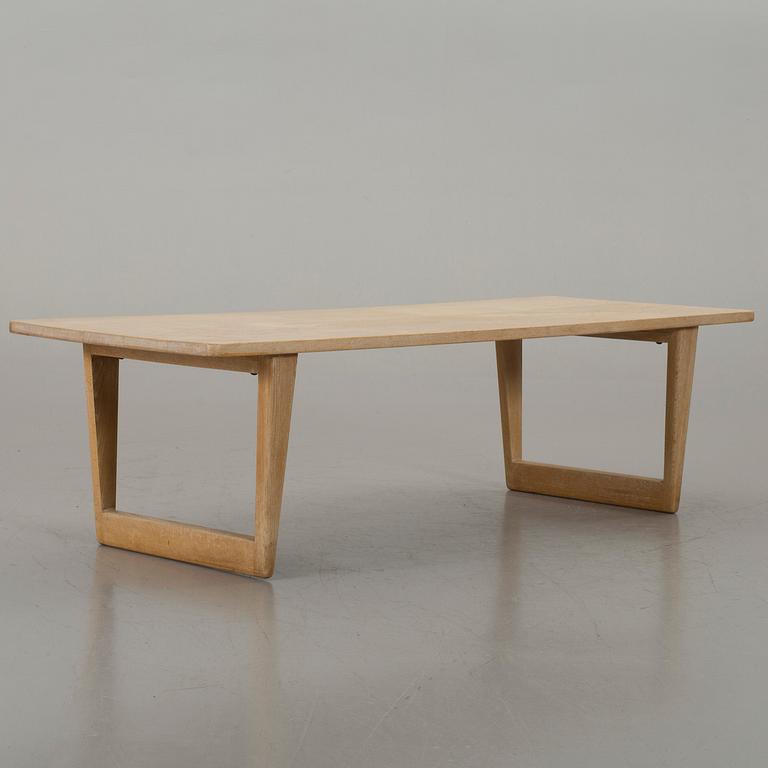 BØRGE MOGENSEN, soffbord, ek. Danmark.