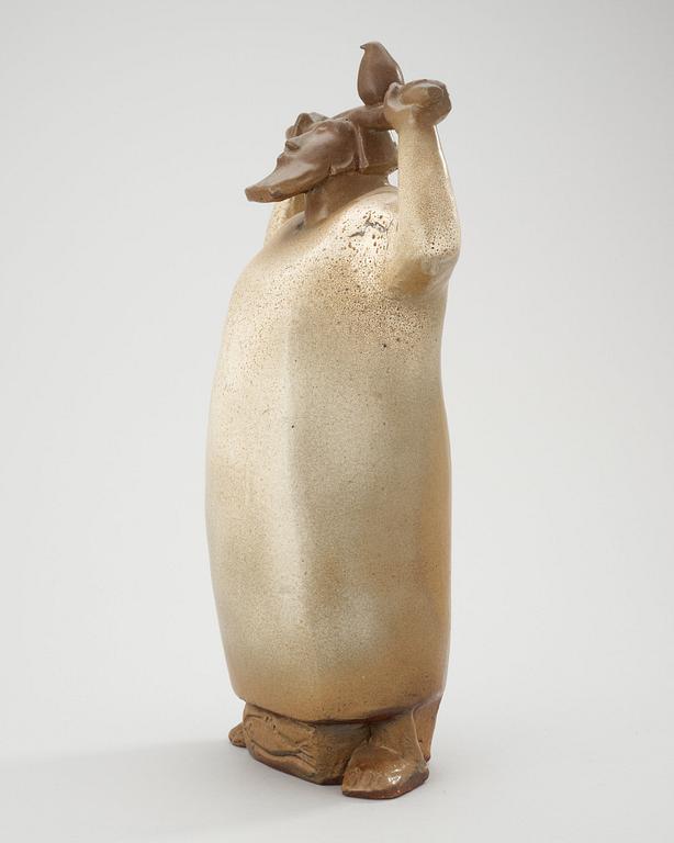 ÅKE HOLM, skulptur, "Noa med duvan", Höganäs 1960-tal.