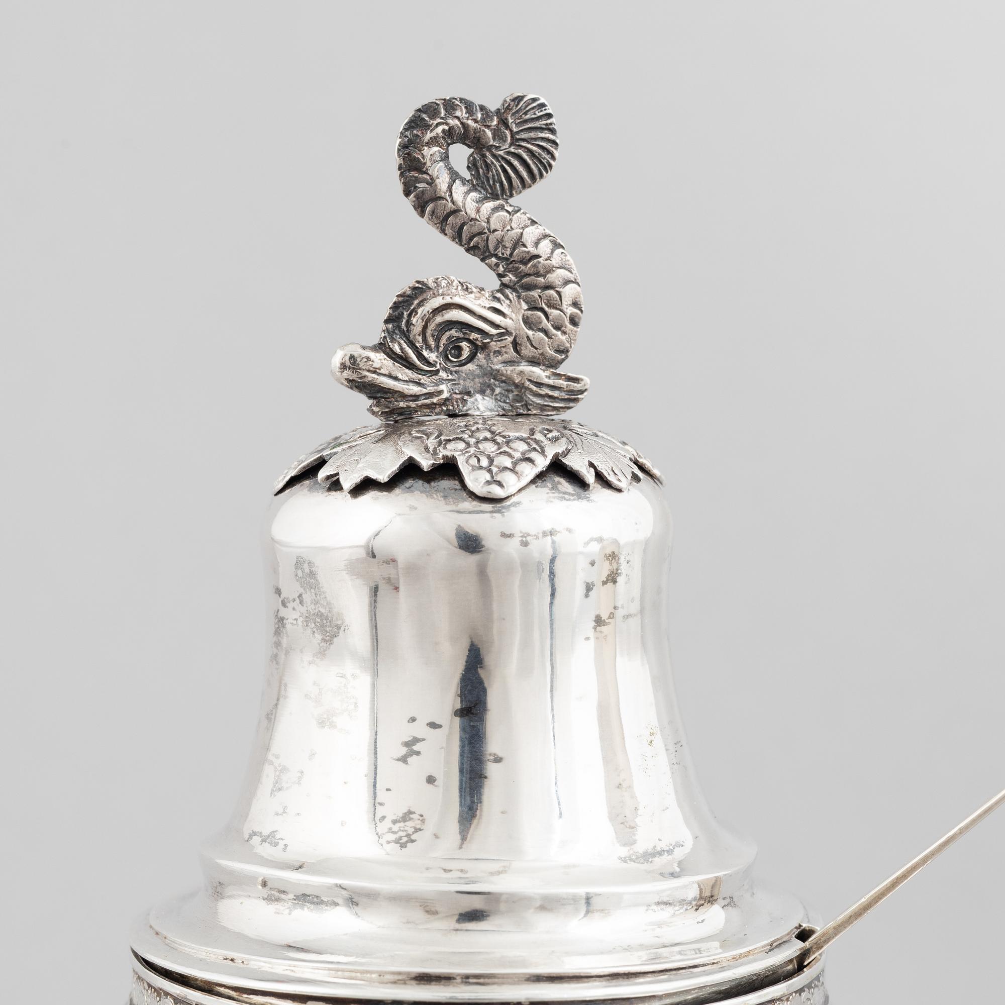 A Swedish Empire silver sugar bowl with sugar spoon, mark of Carl Lindström, Borås 1842.
