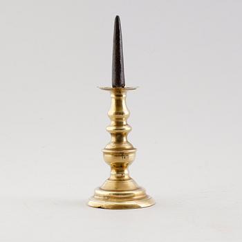 LJUSSTAKE, mässing, 1500-/1600-tal.