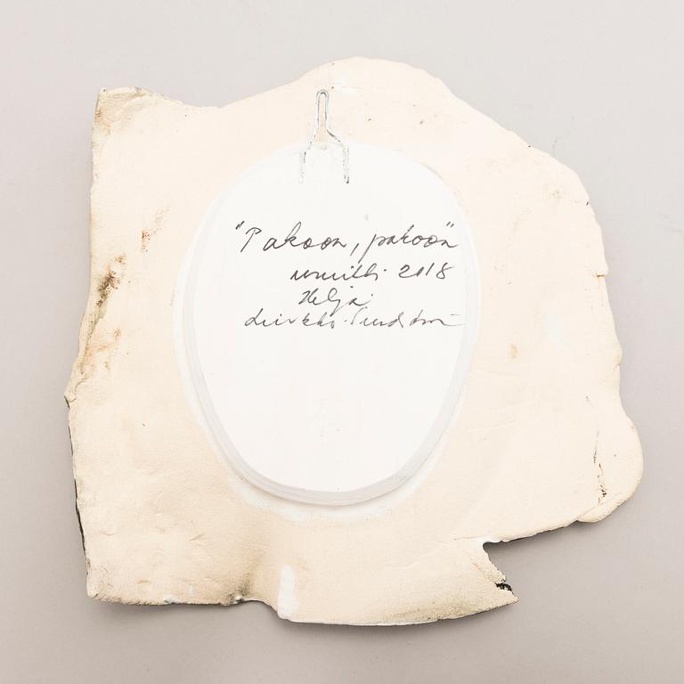 HELJÄ LIUKKO-SUNDSTRÖM, a unique decorative plate, signed Heljä Liukko-Sundström 2018.
