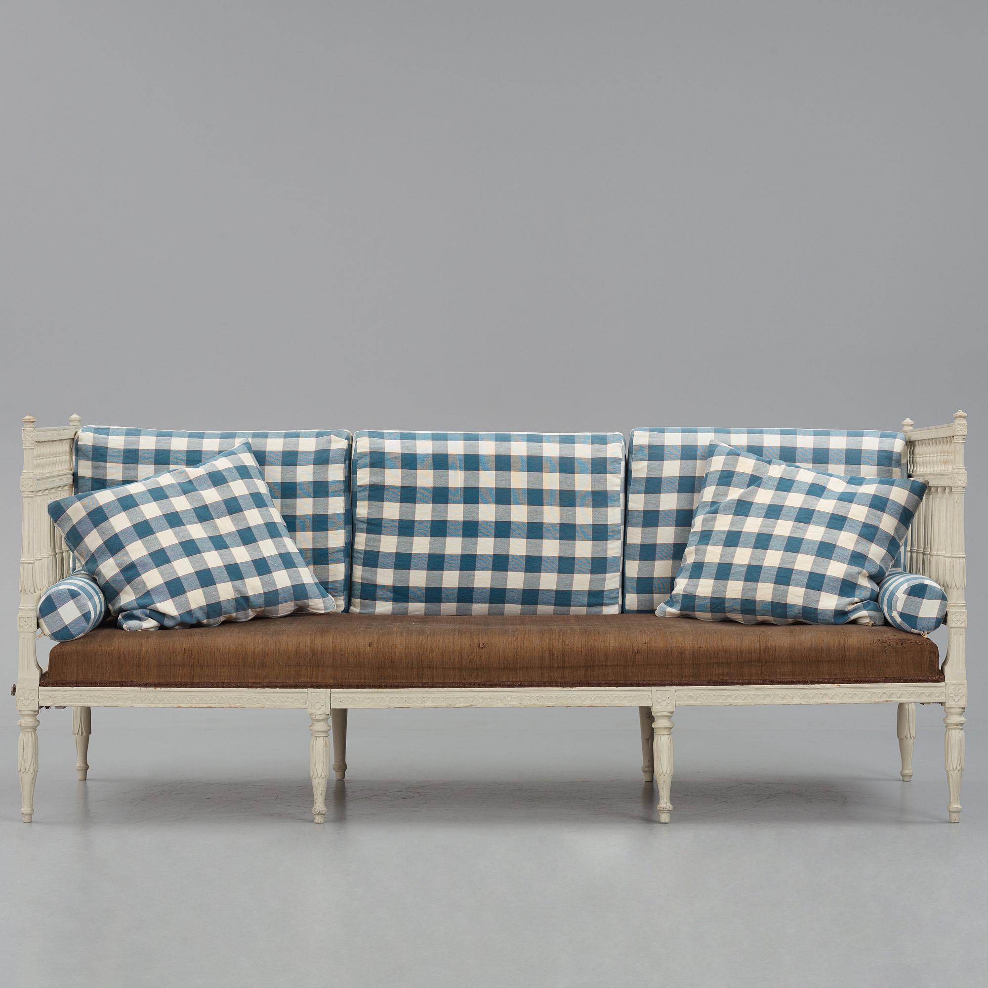 A late Gustavian sofa by Johan Erik Höglander (master 1777-1813), late 18th century.