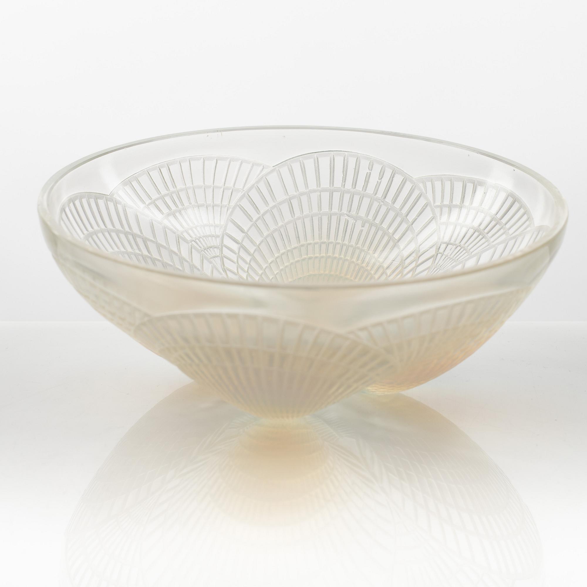 René Lalique, a 'Coquilles' iridescent glass bowl, France, pre 1945.