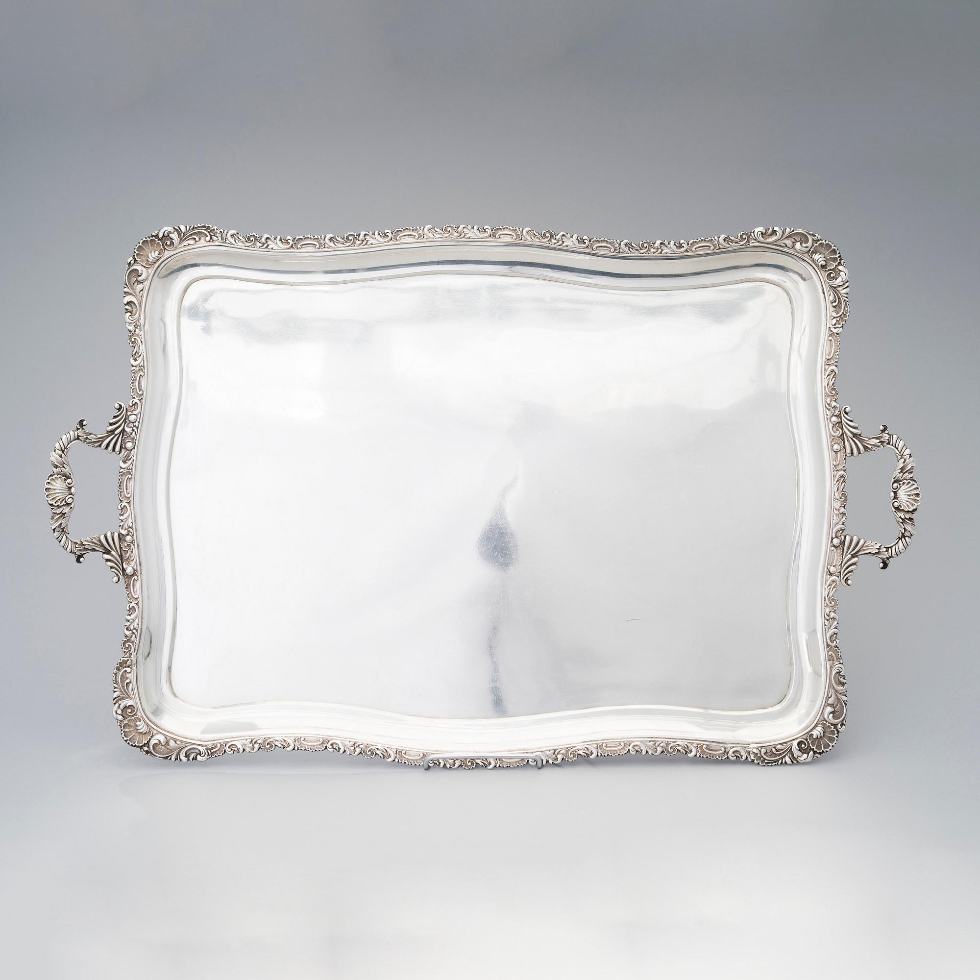 BRICKA, silver, S:t Petersburg, Johann Henricson 1802-1830, vikt 2520 g.