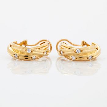 Cartier ett par örhängen "Trinity" 18K guld med runda briljantslipade diamanter.