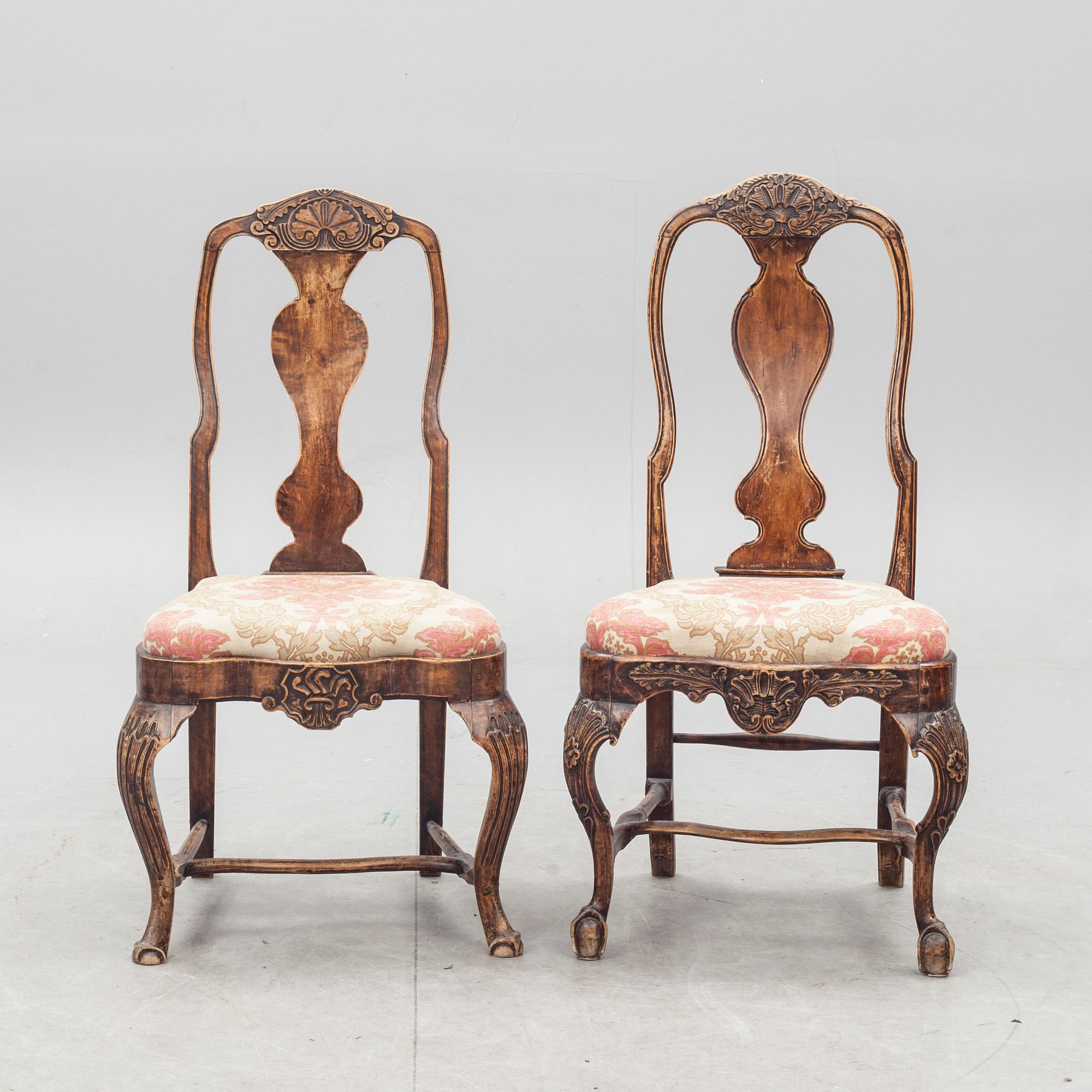 STOLAR, 2 st snarlika, rokoko, 1700-talets mitt.