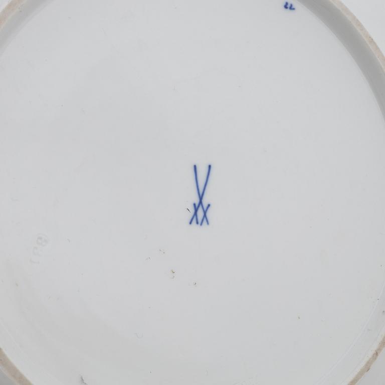 Servisdelar, 4 st, porslin, "Zwiebelmuster/Lökmönstret, Meissen, 1900-talets första hälft.