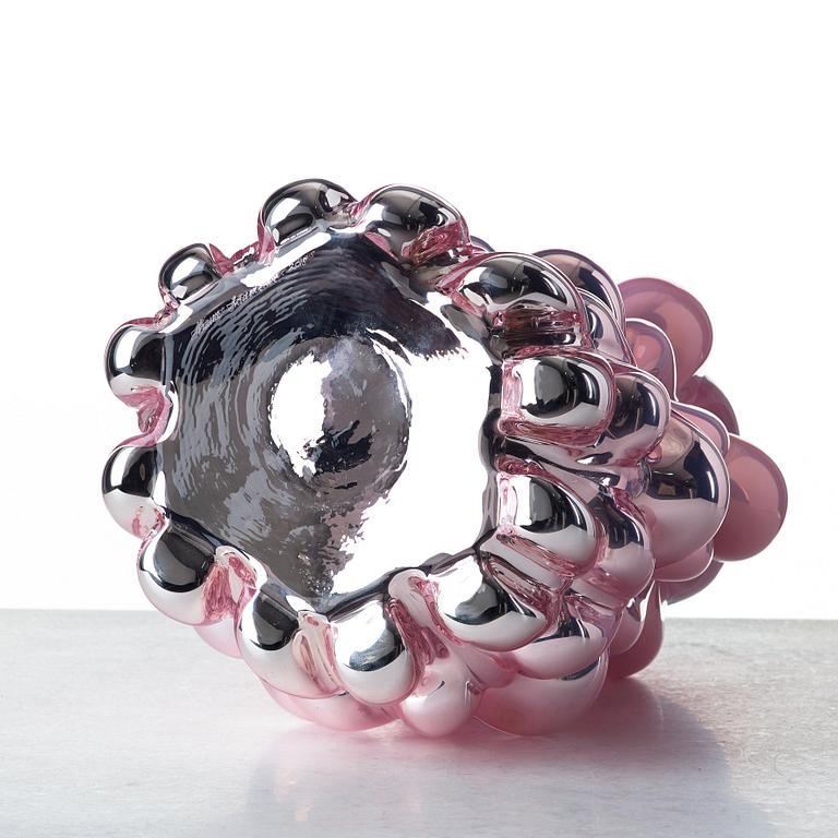Hanna Hansdotter, a "Tiffany print" glass sculpture, The Glass Factory, Boda Glasbruk, Sweden 2018.