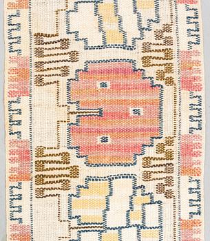 Märta Måås-Fjetterström, a textile, "Grodblad röd", flat weave, ca 27,5 x 88,5 cm, signed AB MMF.