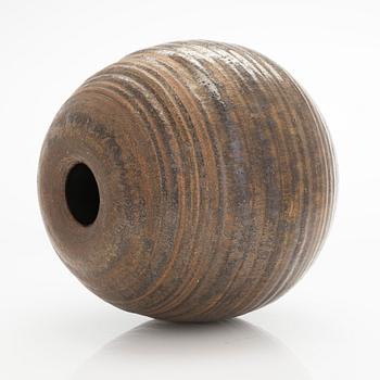 Maljakko, kivitavaraa,  Arabia, epäselvä signeeraus.