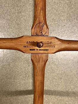 Hans J Wegner, brickbord, modell AT-35, Andreas Tuck, Danmark, 1900-talets mitt.