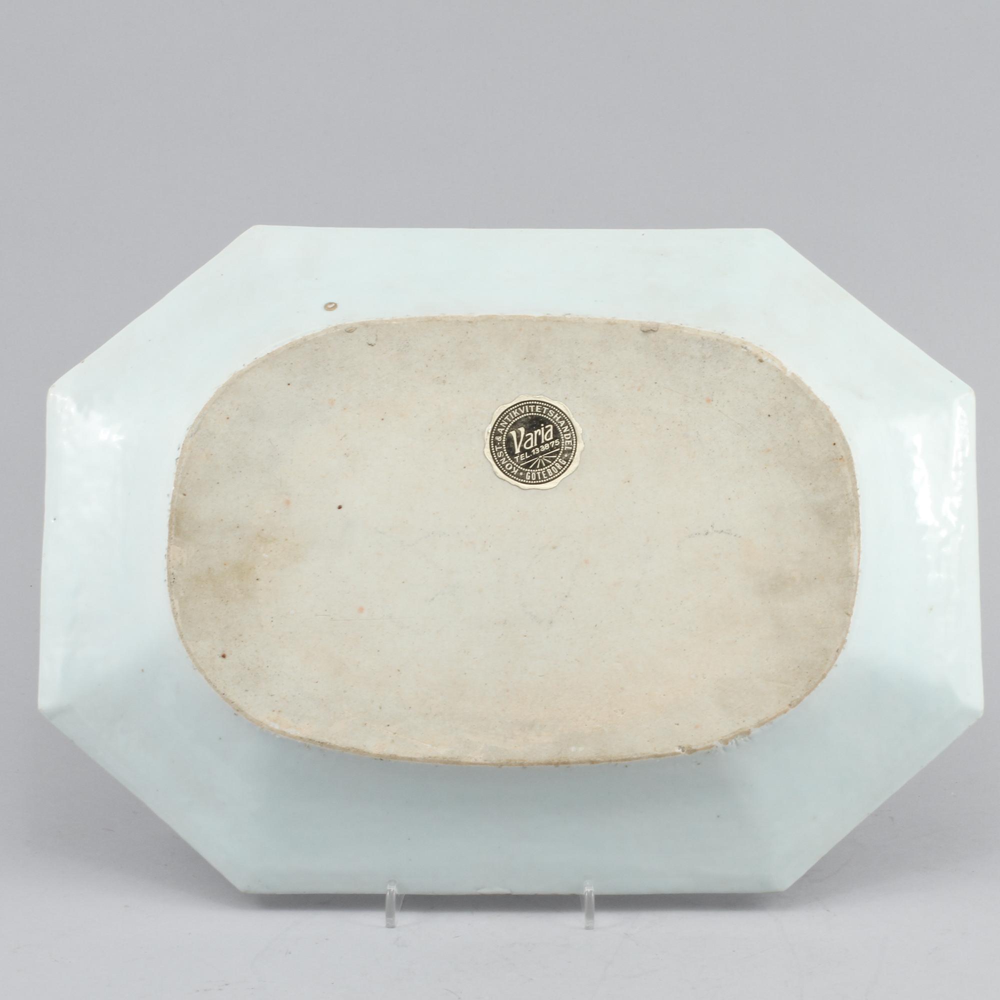 STEKFAT, porslin, Kina, 1700-tal.