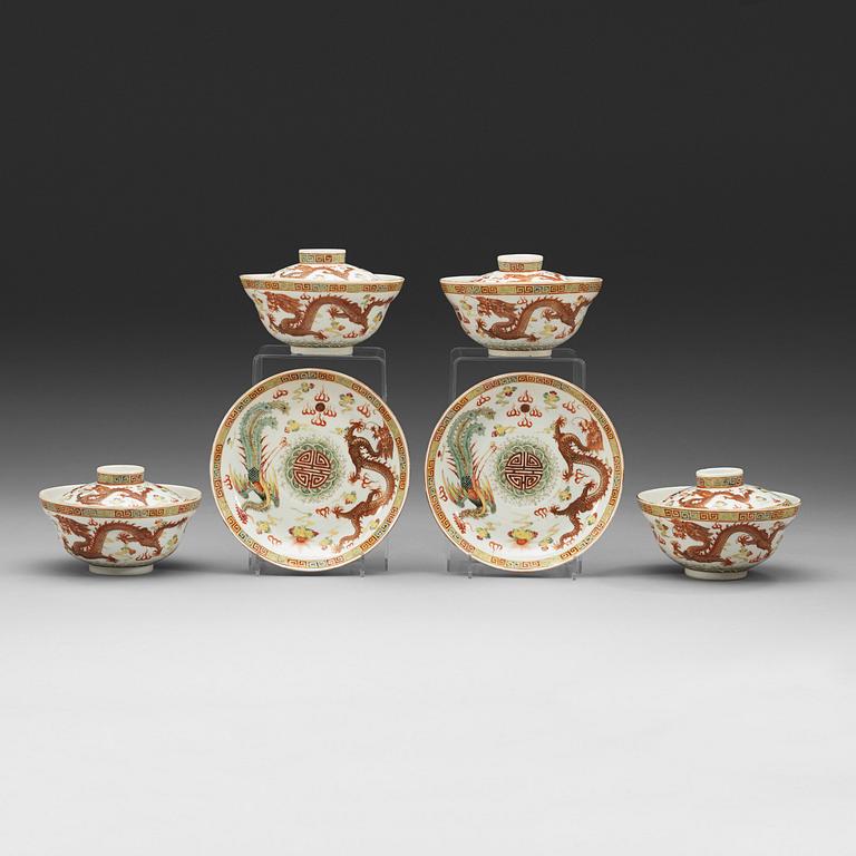 A set of four famille rose bowls with covers and two dishes, Qing dynasty, with Guangxu mark and period (1874-1908).