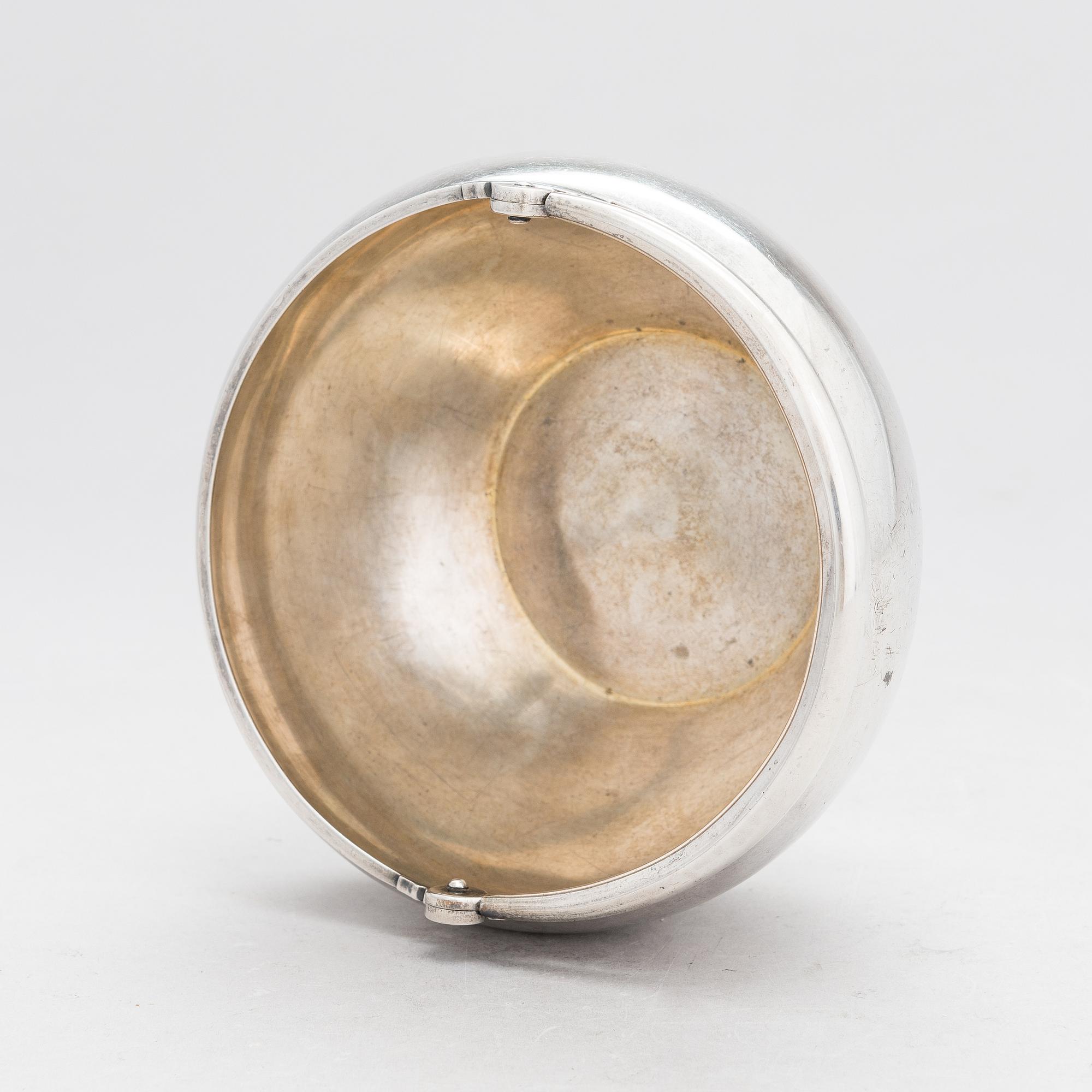 Johan Olsonius, a silver bonbonniere for Grachev, Saint Petersburg ca. 1866-73.