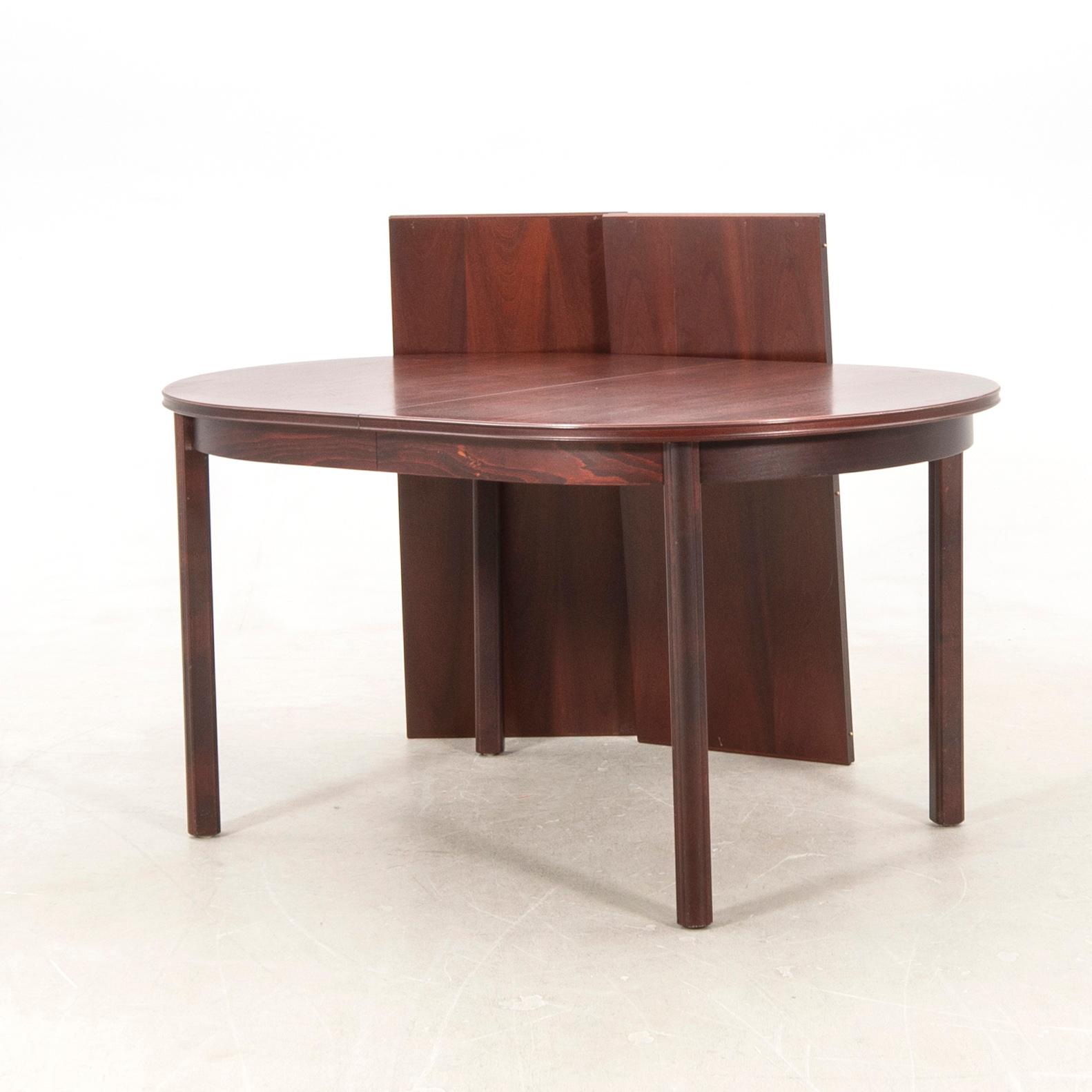 Dining table, late 20th century.